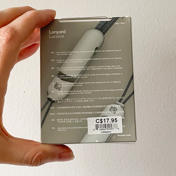 Incase // Lanyard for Tech (loop through your AirPods so you never loose them) - Picture 2 of 3